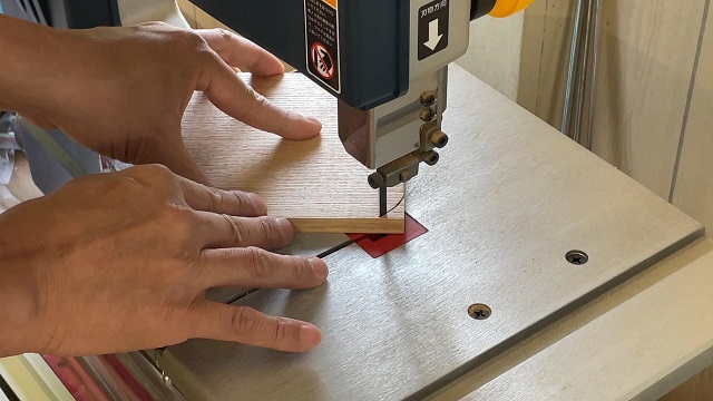 R加工コーナー治具の製作