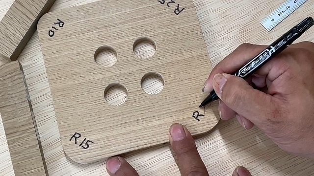 R加工治具を作ってみた