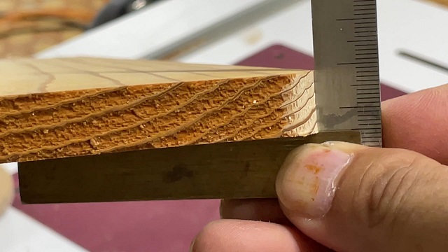 自作のR加工治具で加工