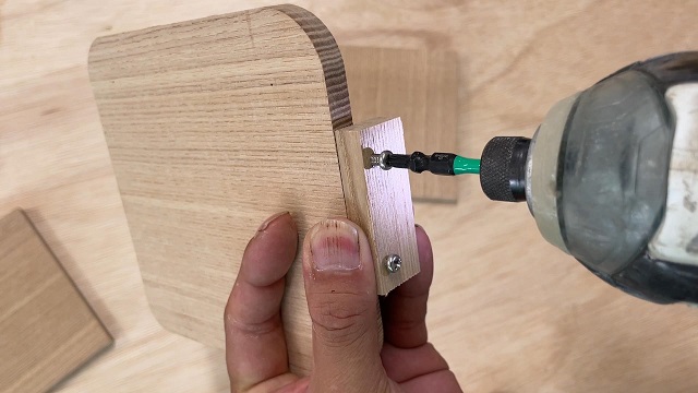 R加工コーナー治具の製作